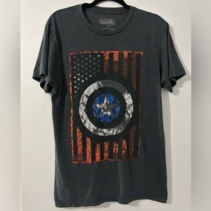 Men’s Marvel Graphic Tee, Size Medium